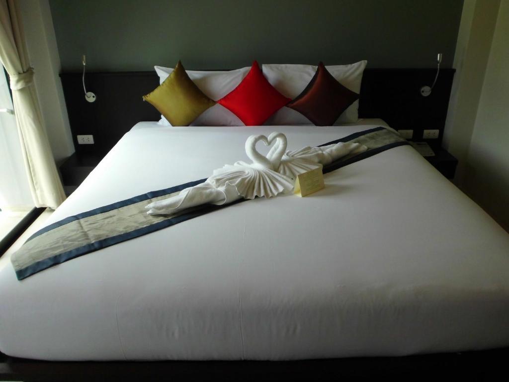 Leisure Place Phuket Chalong Exterior foto