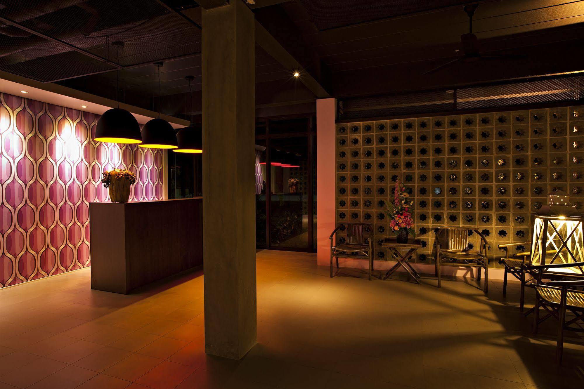 Leisure Place Phuket Chalong Exterior foto